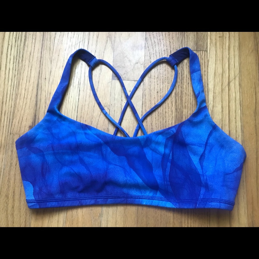 Lululemon Free To Be Bra (Size 8)